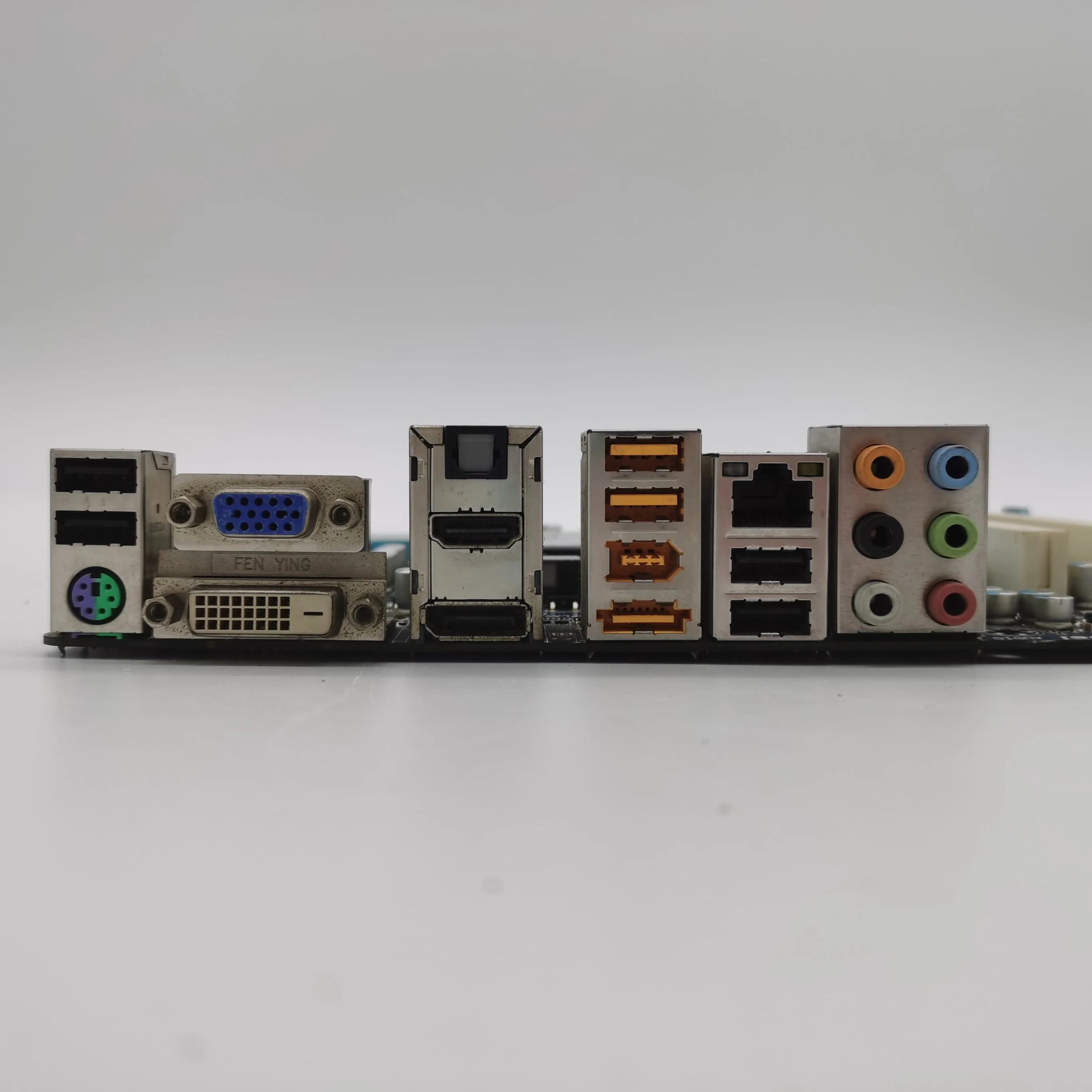 for GIGABYTE GA-H55M-UD2H Desktop Motherboard Socket LGA 1156 DDR3 Intel H55 VGA DVI HDMI Original Used Mainboard | Компьютеры и офис