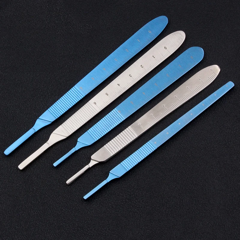 

Stainless steel medical scalpel 3 No. 4 handle 11 # 23 blade utility knife carving knife mobile phone film repairman