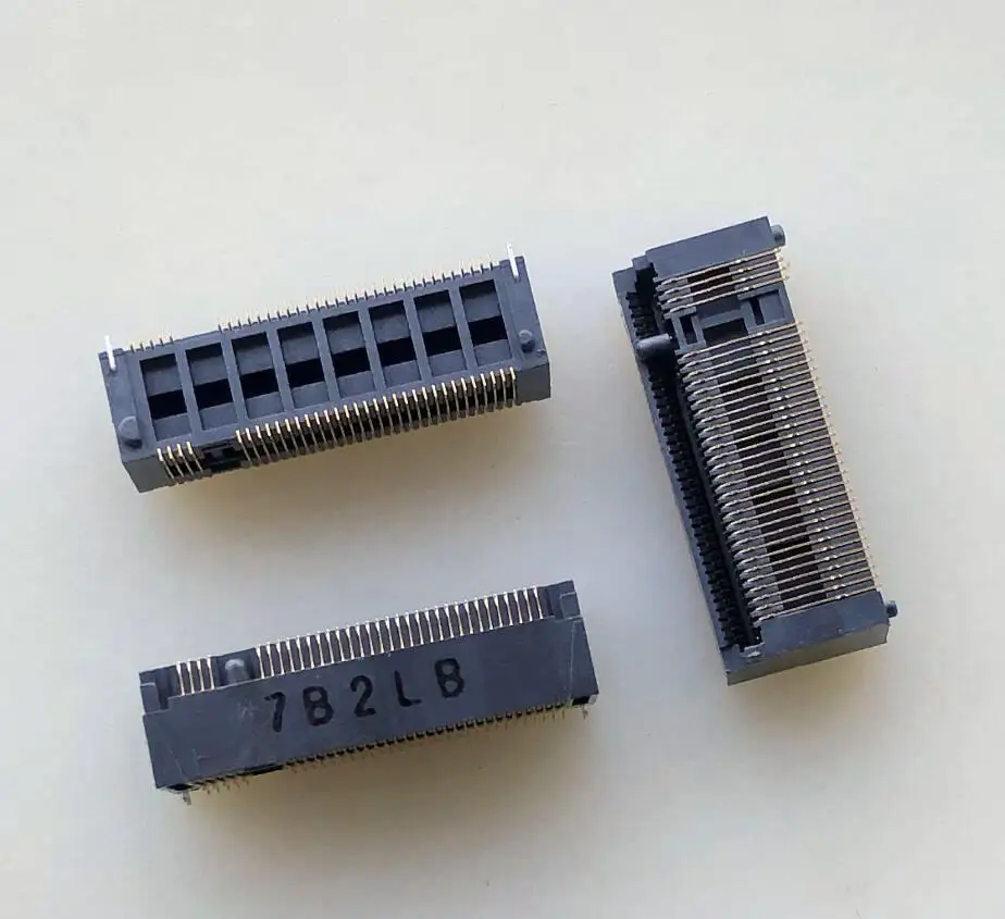 

For foxconn AS0BC21 S85BM - 7 h m. 2 M - KEY NGFF 67P H8.5 socket connector