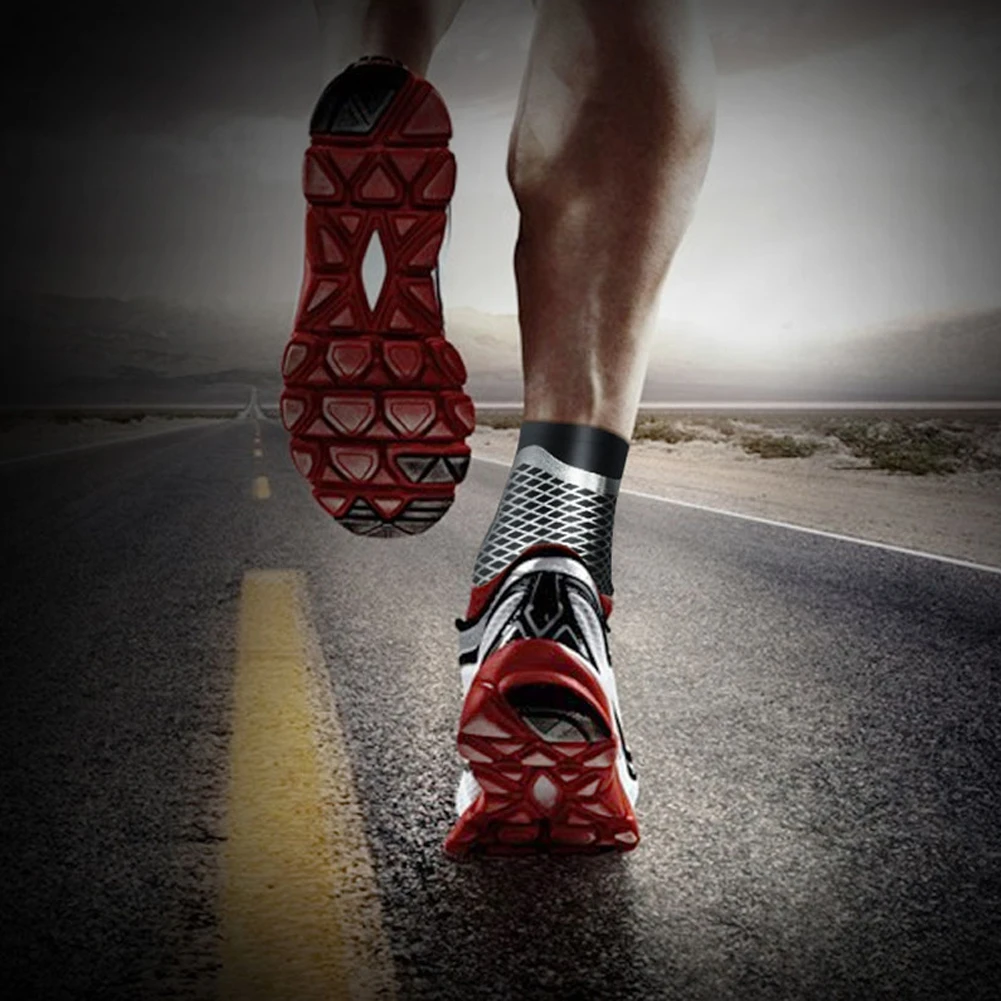 Single Ankle Support Compression Band Adjustable Protector Ideal for Running Hiking Mountain Climbing | Спорт и развлечения