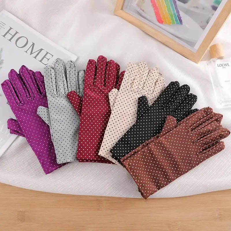 

1 Pair Wrist Length Women Driving Gloves Sexy Black Grey Purple Red Short Satin Stretch Gloves For Ladies Girls Hand Gloves