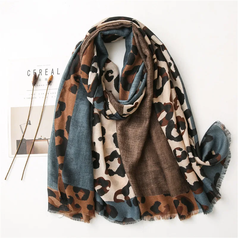 

New Leopard Design Soft Shawl Wrap Women Vintage Print Smooth Head Scarf Hijab Warm Neckwear