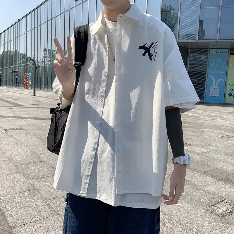 

Summer five-point sleeve shirt men's Korean fashion frock short sleeve 2021 youth coat men's fashion