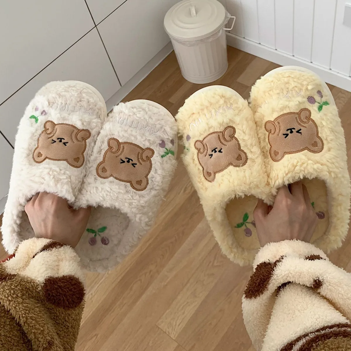 

Girl House Slippers Woman Warm Soft Cute Bear Slippers For Home Faux Fur Female Slipper Mules Women's Winter Shoes For Bedroom