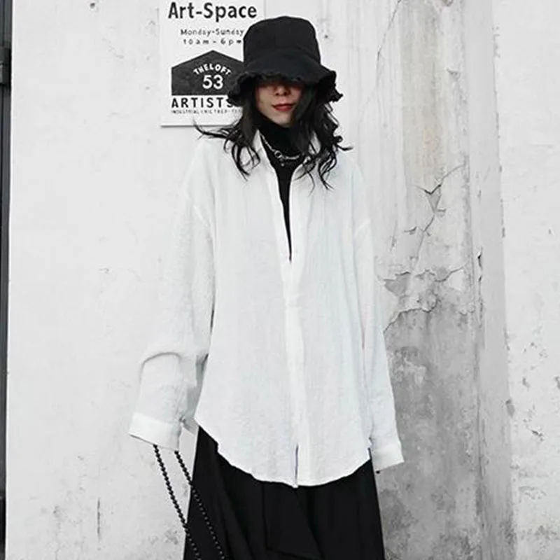 Ladies Long Sleeve Shirt Spring And Autumn New Solid Color Lapel Solid Color Round Hem Leisure Youth Loose Fashion Undershirt