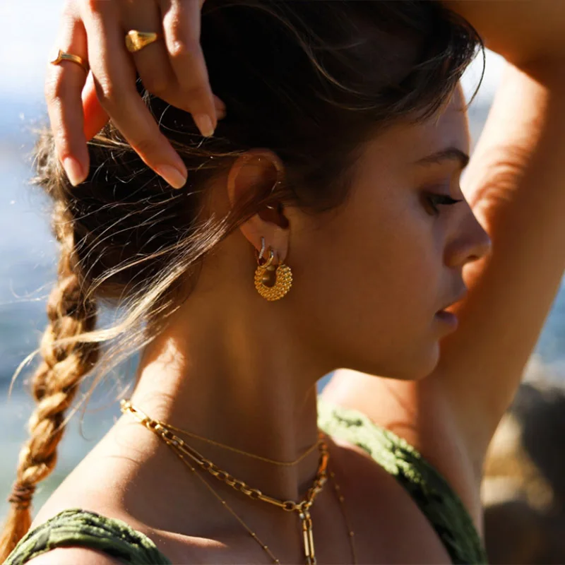 

Designs Threads Textured 18k Gold plated brass metal Multi Row Beads Geometric Earrings Carved Rhombus Minimalist Earrings