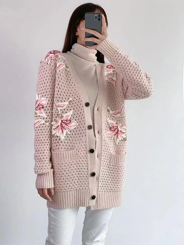 

2021 New Winter Runway Cashmere Cardigan Women Floral Embroidery Hollow Out Retro Knitted Sweater Single Breasted Jumper
