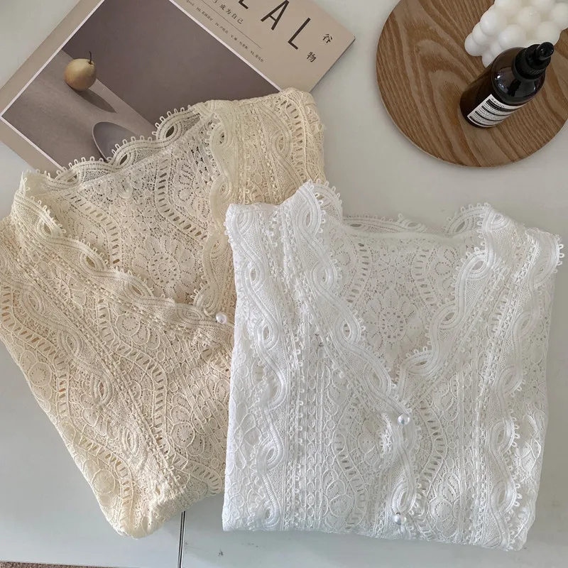 

2021 Summer Korean Version Of V-neck Heavy Industry Lace Hollow Embroidery Single-breasted Temperament Short-sleeved Shirt Women