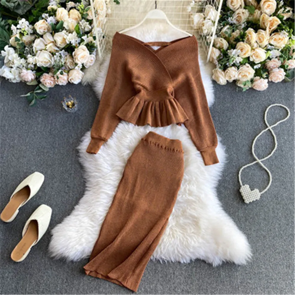 

Women Shiny V-Neck Crop Tops Sweaters Knitting Skirts Suits Two Pieces Set Ruffles Long Sleeves High Waist Skirts 2021 Spring