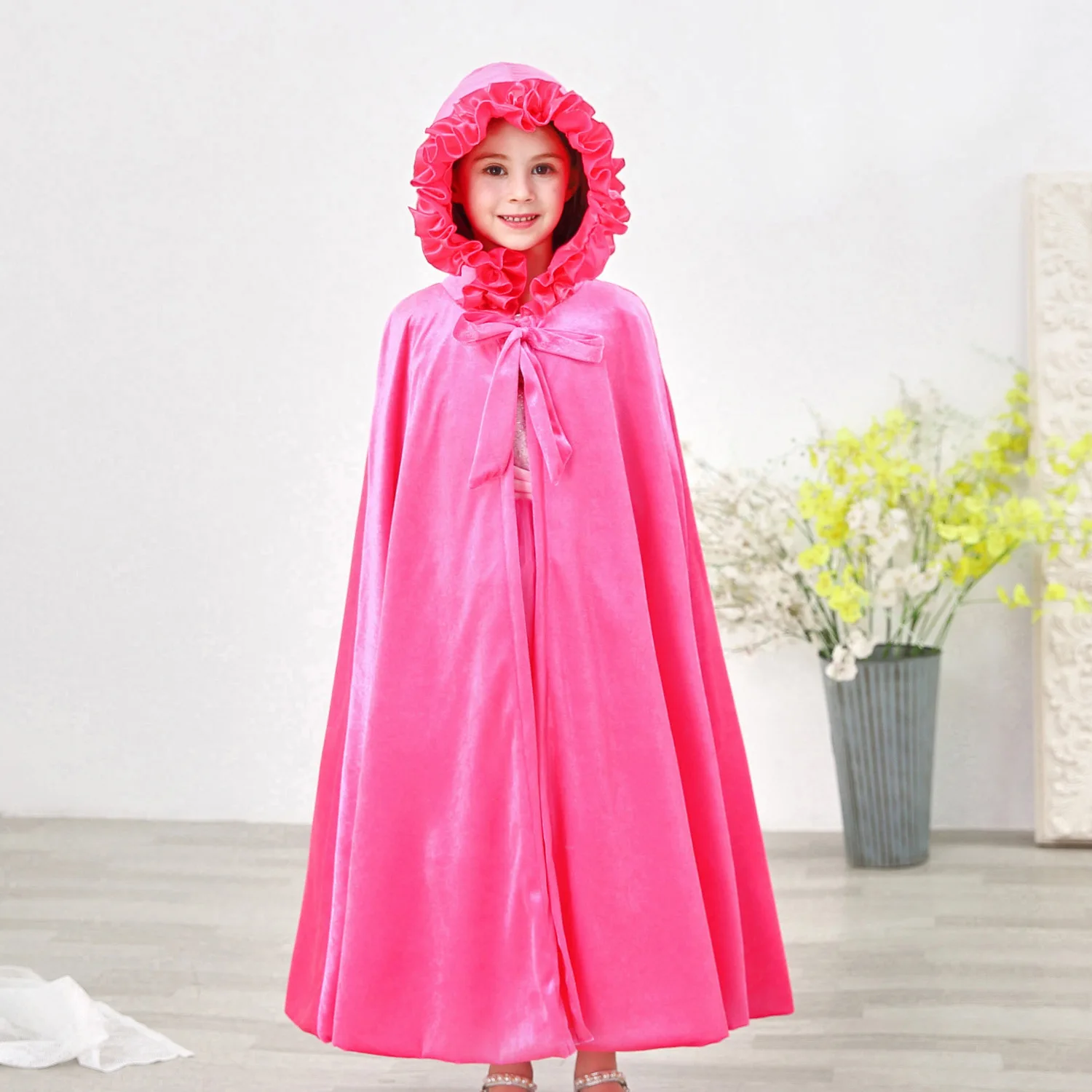 Для маленьких девочек Пончо с капюшоном Elsa длинный плащ теплый накидка бархатной