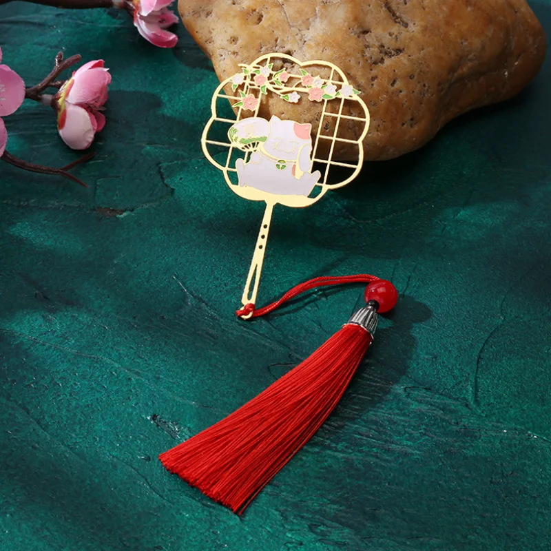 

1 шт. кавайная забавная латунная Закладка с капающим маслом в виде кошки, симпатичная металлическая Закладка для книг с художественным узор...