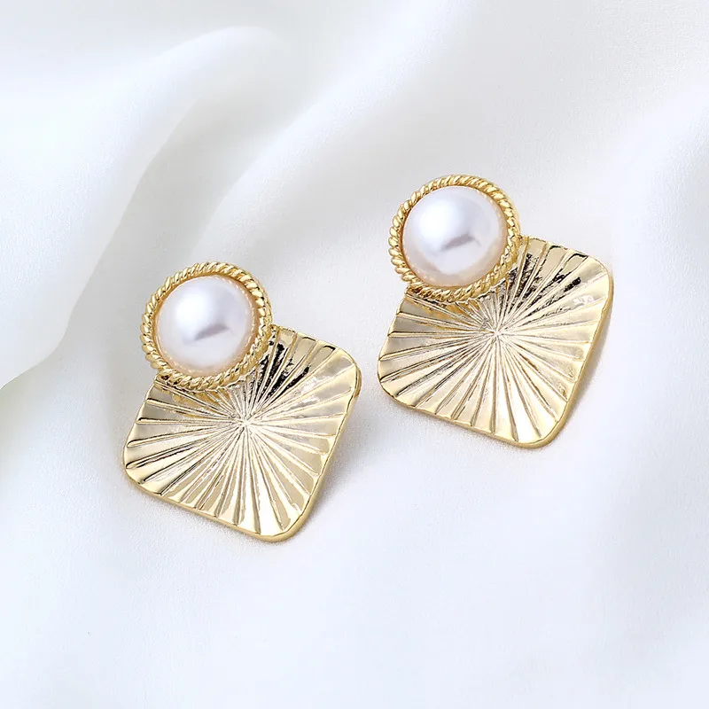 JE748 Gold 24KGP серьги-гвоздики со львом для женщин, винтажные жемчужные серьги, вечерние ювелирные изделия, Прямая поставка - Окраска металла: JE748 Gold