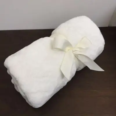 white 70X100cm Клетчатое мягкое детское одеяло из флиса кораллового цвета, мягкое детское постельное белье, стеганное одеяло для дивана, покрывало на заднее сиденье для домашних животных - Цвет: white 70X100cm