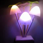 Новинка, Ночной светильник в виде грибов с вилкой европейского и американского стандарта, сенсорный светильник с 3 цветными светодиодами в виде грибов светодиодный Светодиодный ночсветильник для малышей