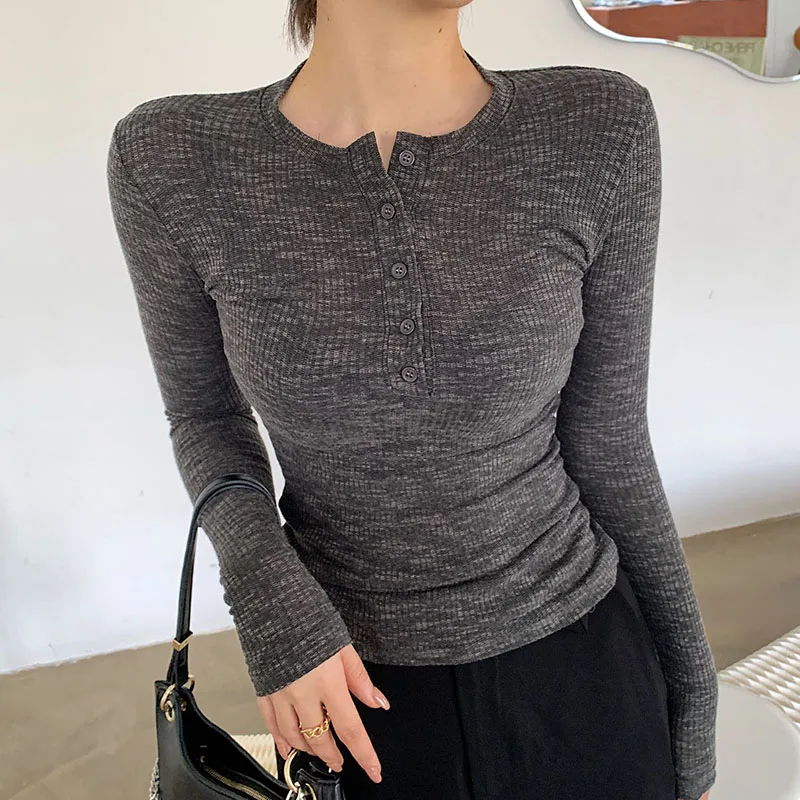 

2021 Spring New Women T-shirts Basic Solid Color Long Sleeve Slim T Shirt Female Casual Buttons Top