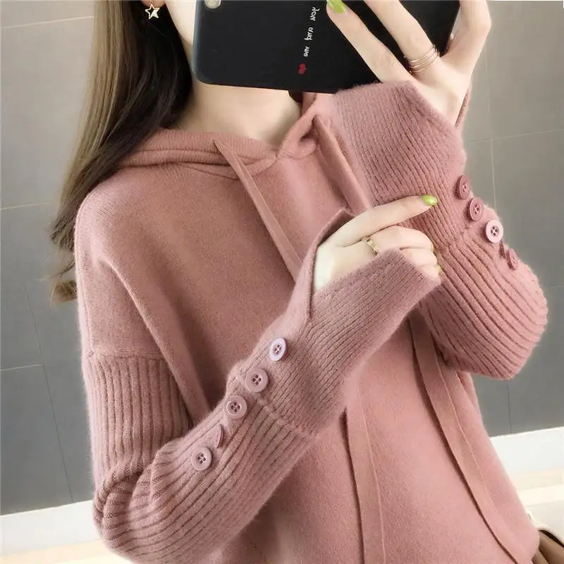 Свитер женский трикотажный на осень/зиму с капюшоном однотонный | Женская одежда