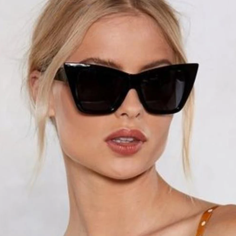 

2021 Black Sunglasses Women Fashion Vintage Luxury Brand Clear Shades Glasses Small Sunglasses Female Eyewear UV400
