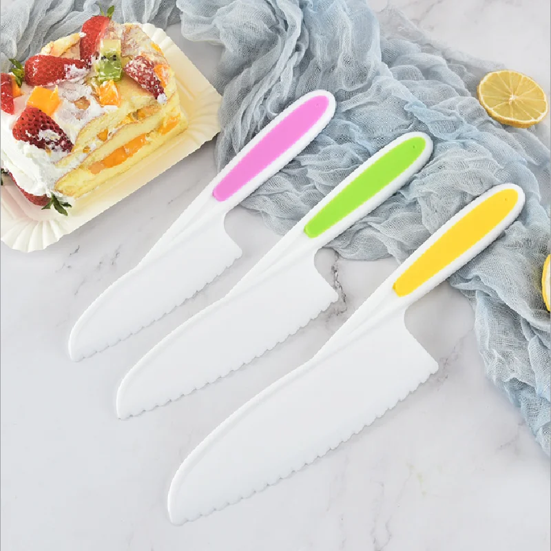 

3pc Dessert Knife Kitchen Utensils Sets Creative Birthday Cake Cutter Baking Accessories Cake Tools Baking Knives Pastry Tools85