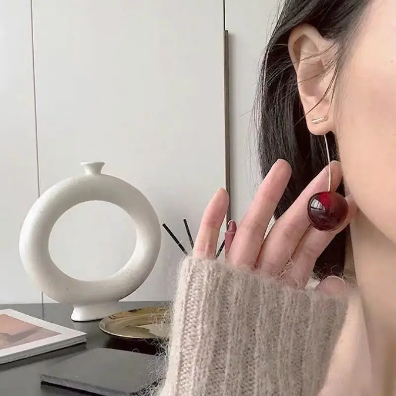 Быть 8 Лидер продаж красная вишня дизайн простые серьги для Для женщин девочек