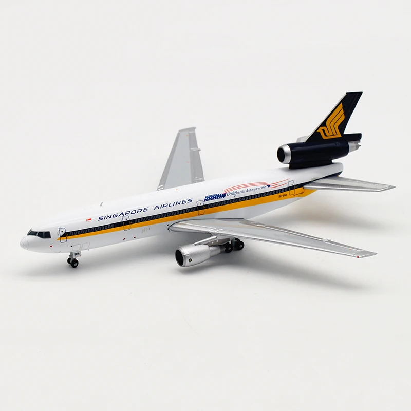 

1/400 Scale McDonnell-Douglas Singapore Airlines DC-10-30 Plane Model Alloy Aircraft collectible display Airplanes decoration