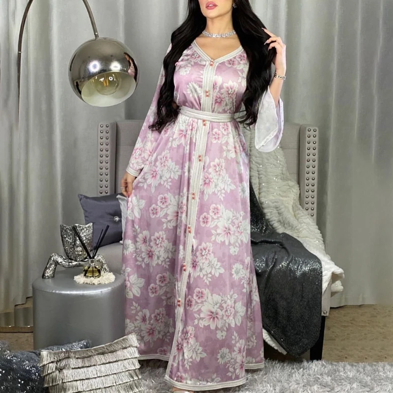 

Для женщин мусульманское платье макси с длинным рукавом 2021 Цветочный принт с v-образным вырезом Дубай Абаи длинный халат лентой отделка поя...