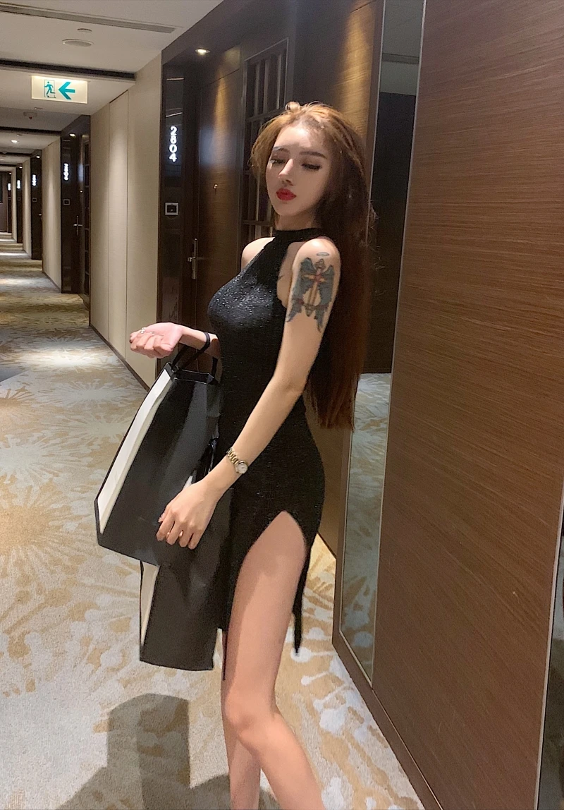 Весна 2021 популярная в Интернете одежда фотогеничная We Media Anchor для ночного шоу