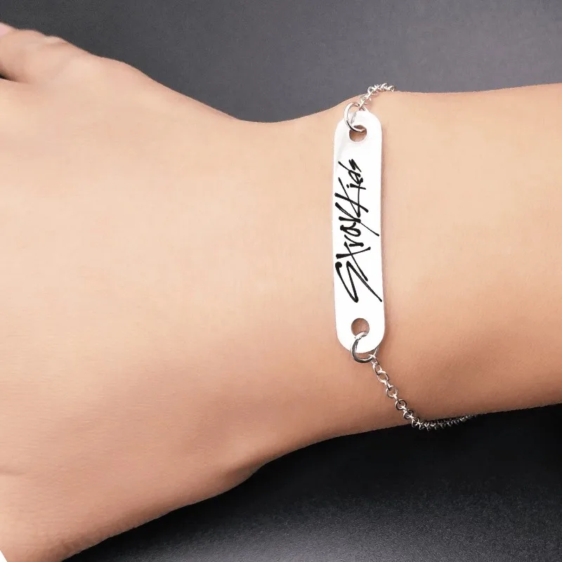 

Stainless Steel Bracelet Stray Kids Member Signature Letter Silver Color Chain Bracelets For Women Men Jewelry Accessories