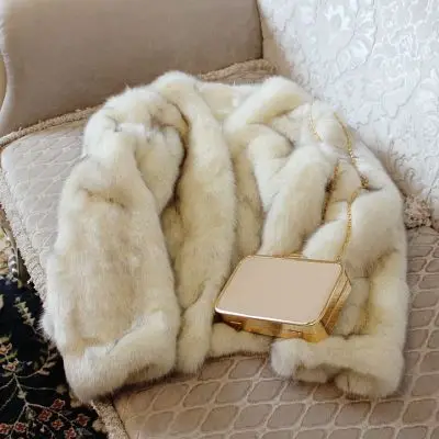 MEWE New Style High-end Fashion Women Faux Fur Coat 19S103