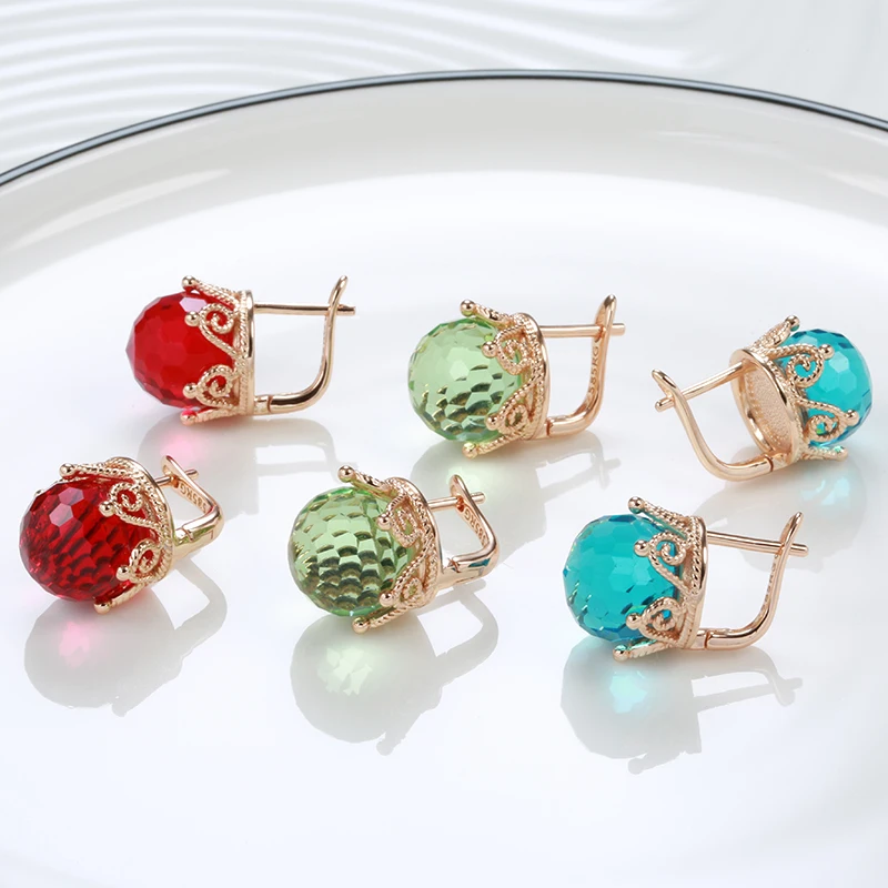 

Серьги-кольца из розового золота 585 пробы с изумрудом, 6 креветок