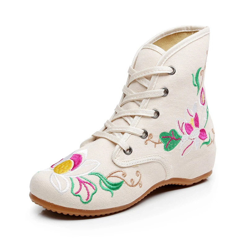 Женские ботильоны на танкетке из ткани с вышивкой Новинка Модные ботинки