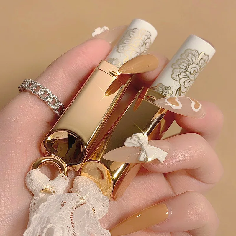 

MAFFICK Lace Light Mist Matte Lipstick Makeup Soft Silky Moisturizing Long-lasting Color Non-stick Cup Soft Lipstick Cosmetic
