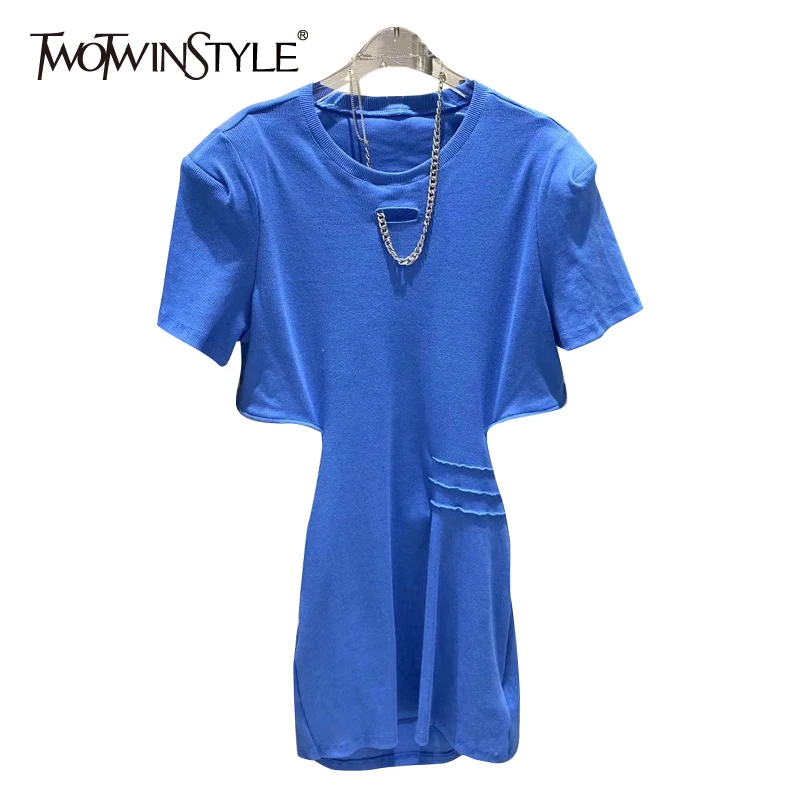 

TWOTWINSTYLE Blue Casual Hole Patchwork Chain Short Sleeve T Shirts Female Round Neck Korean T Shirts Female 2021 Summer Fashion