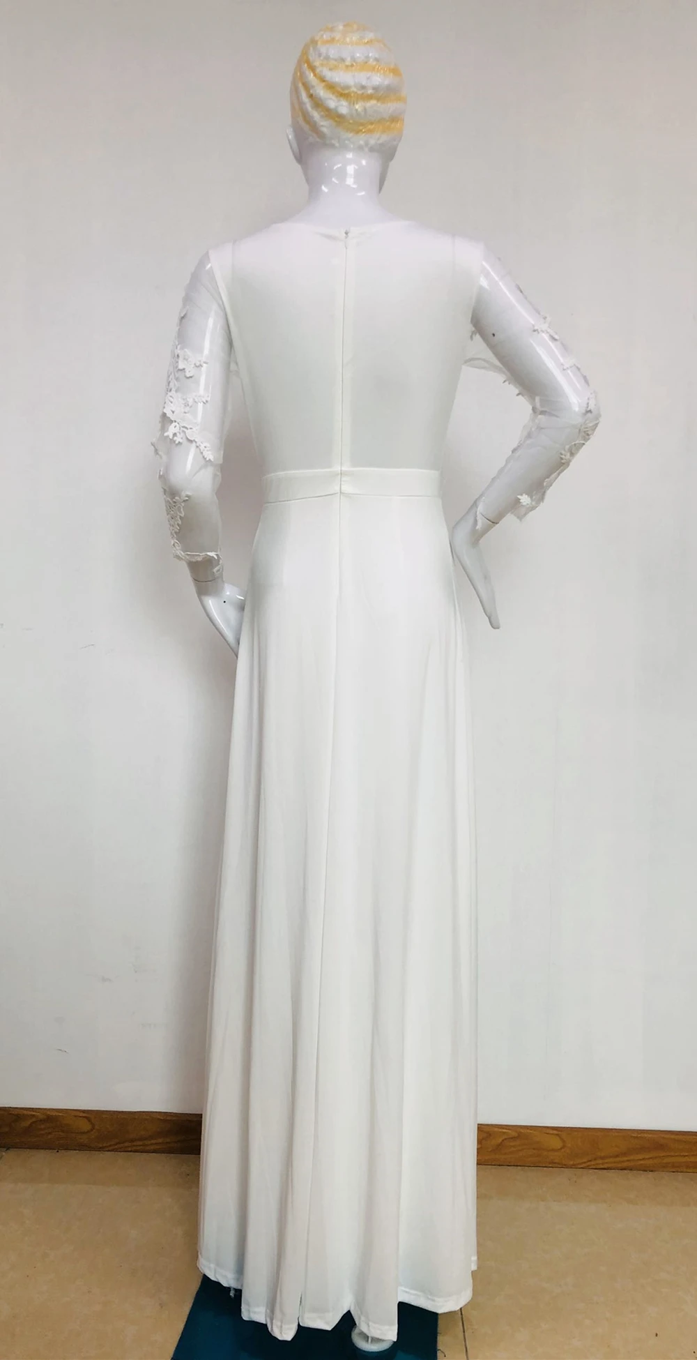 Комбинезон женский кружевной пикантный Белый боди с длинным рукавом