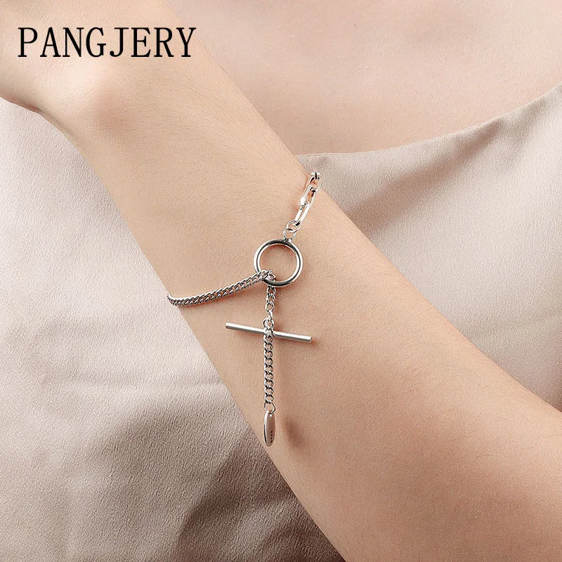 

Женский браслет из серебра 925 пробы с маленьким замком