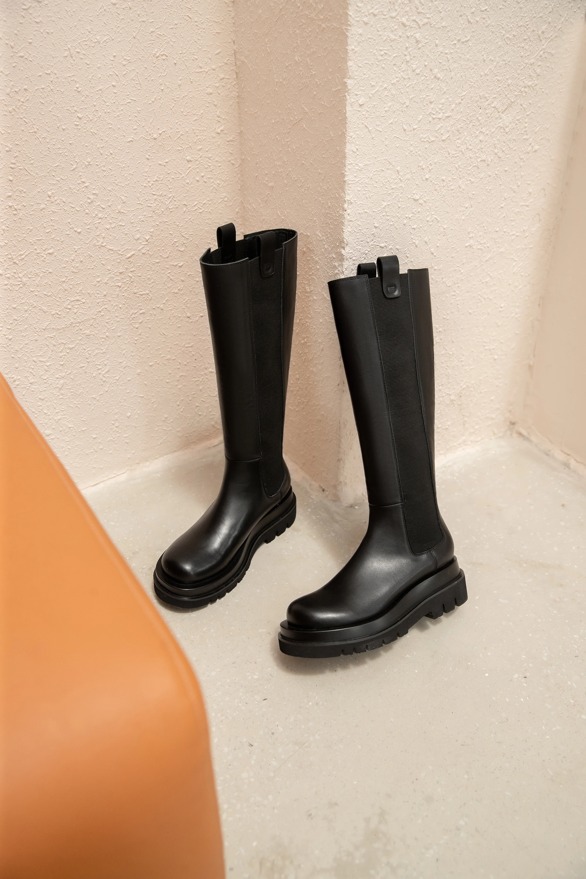 

Osunlina Square Heels Woman Boots Round Toe Knee High Long Boots For Lady Black Genuine Leather Slip On Platform Shoes A051