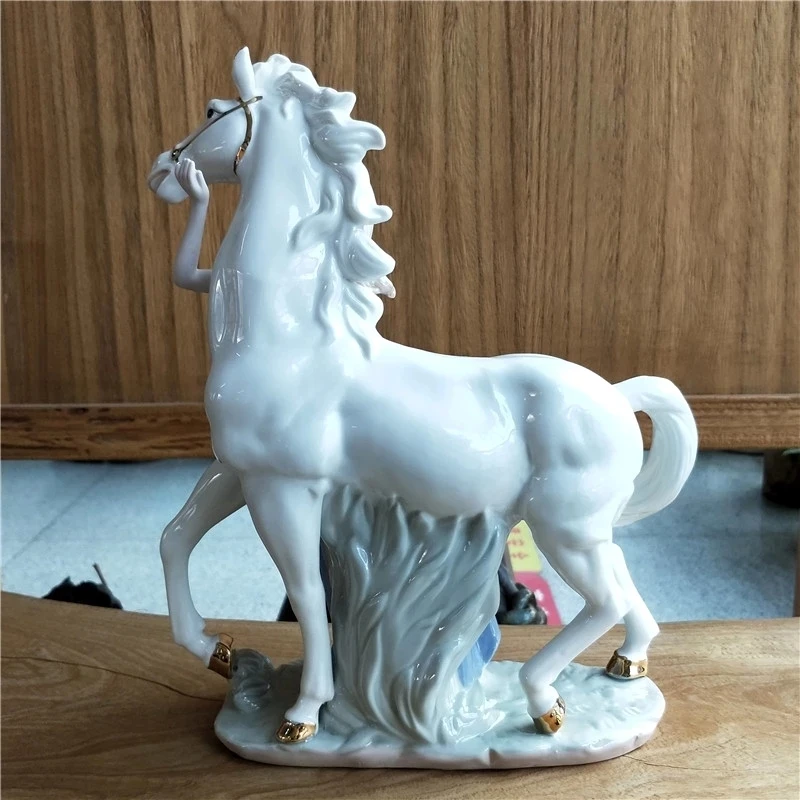 

Ceramic White Horse Miniature Antique Porcelain Princess Statue Decoration Home Decoration Craft Daughter's Valentine's Day Gift