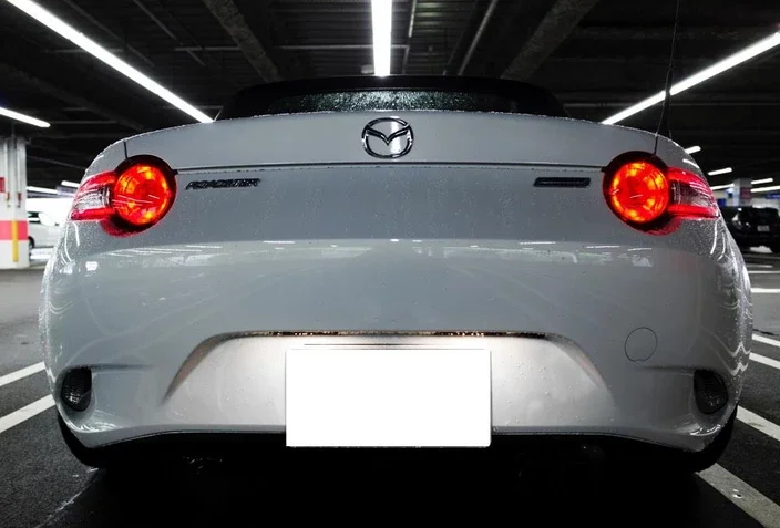 Светодиодный светильник номерного знака для Mazda MX-5 Miata-Up, питание от 18-SMD ксеноновый Белый светодиодный