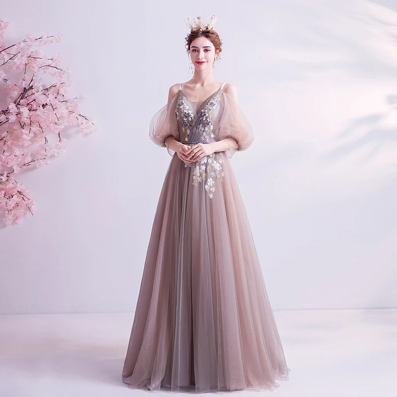 Рисунок 4 - Вечерние кружевные платья для беременных