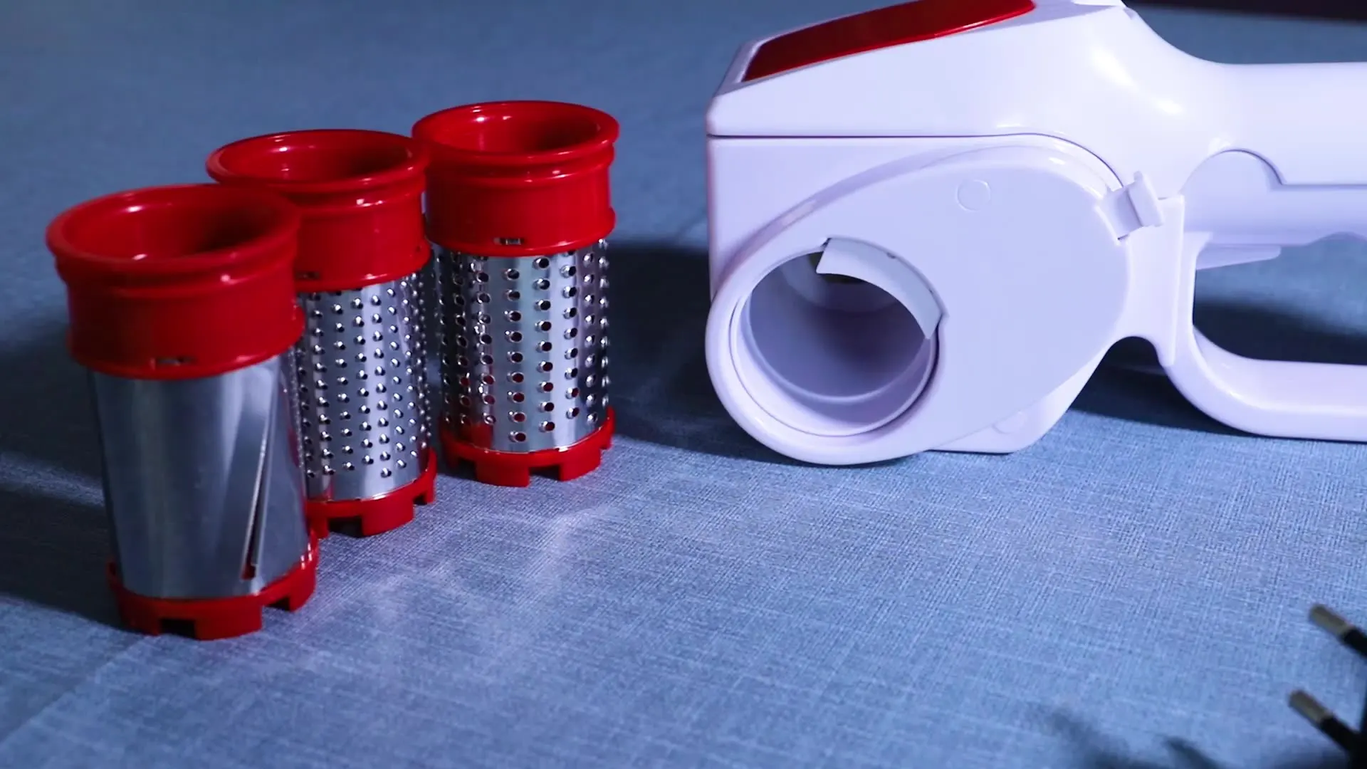 

Заводская Прямая поставка, перезаряжаемая терка для сыра