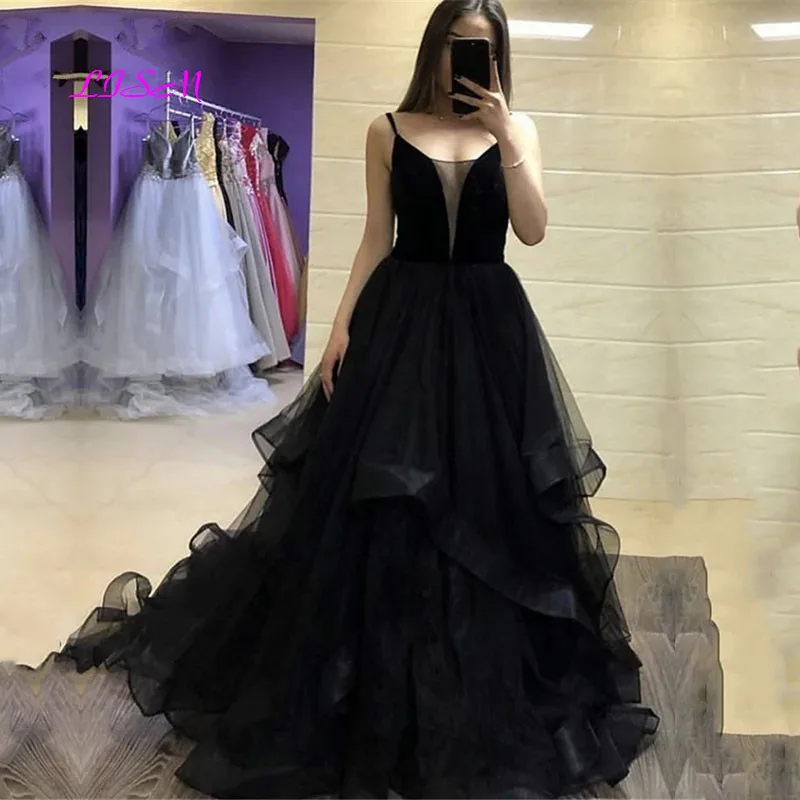 

Black Prom Dress Spaghetti Straps Ruffles Princess Tulle Evening Dresses Elegant Sweep Train Formal Gowns Custom Made