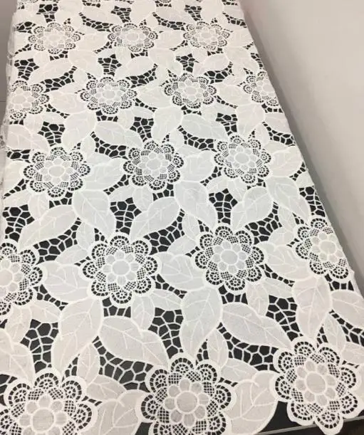 Кружевная ткань с блестящими кристаллами французская гипюровая кружевная белая