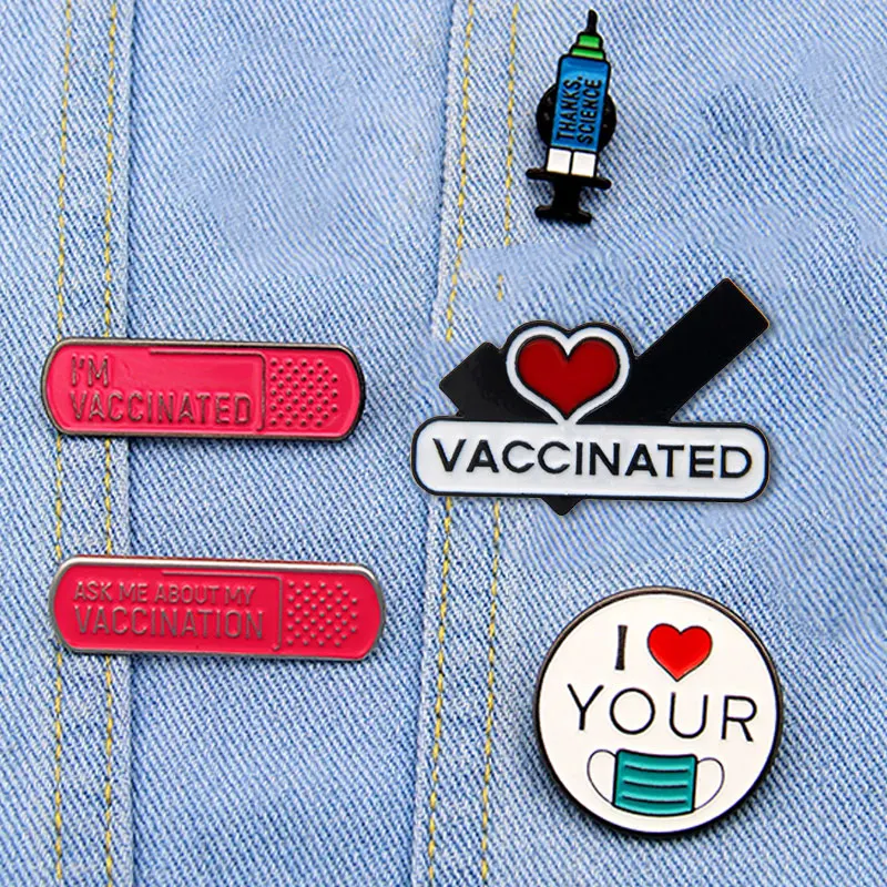 

I LOVE YOU Buckle Vaccine Syringe Brooch Pins Enamel Metal Badges Lapel Pin Brooches Jackets Fashion Jewelry Accessories