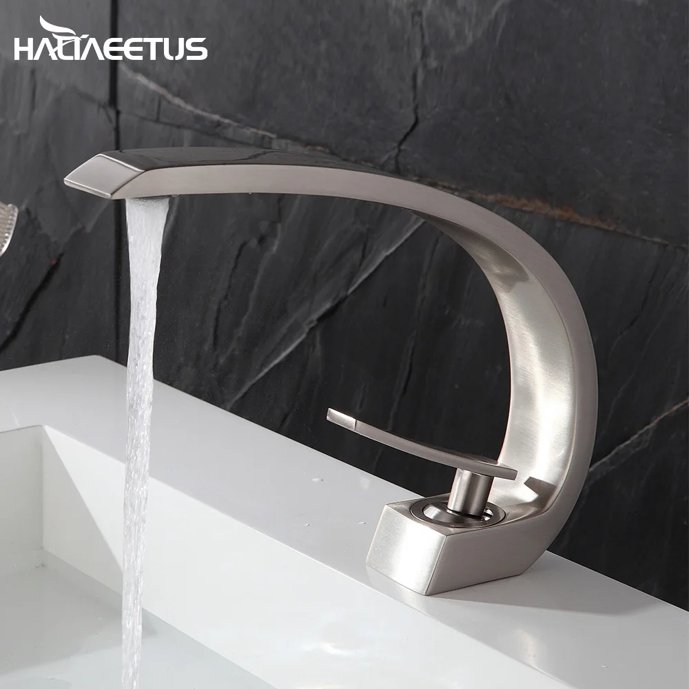 Haliaeetus Ванная раковина кран смеситель горячей и холодной воды черный латунный кран Torneira Banh Lavabo Chrome on.