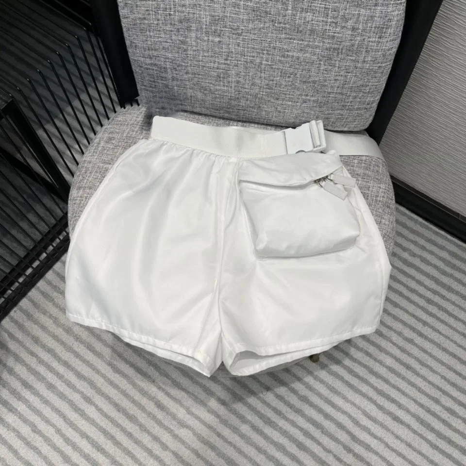 

2021 New Ladies Fashion Loose Nylon Casual Shorts with Webbing Buckle 0315