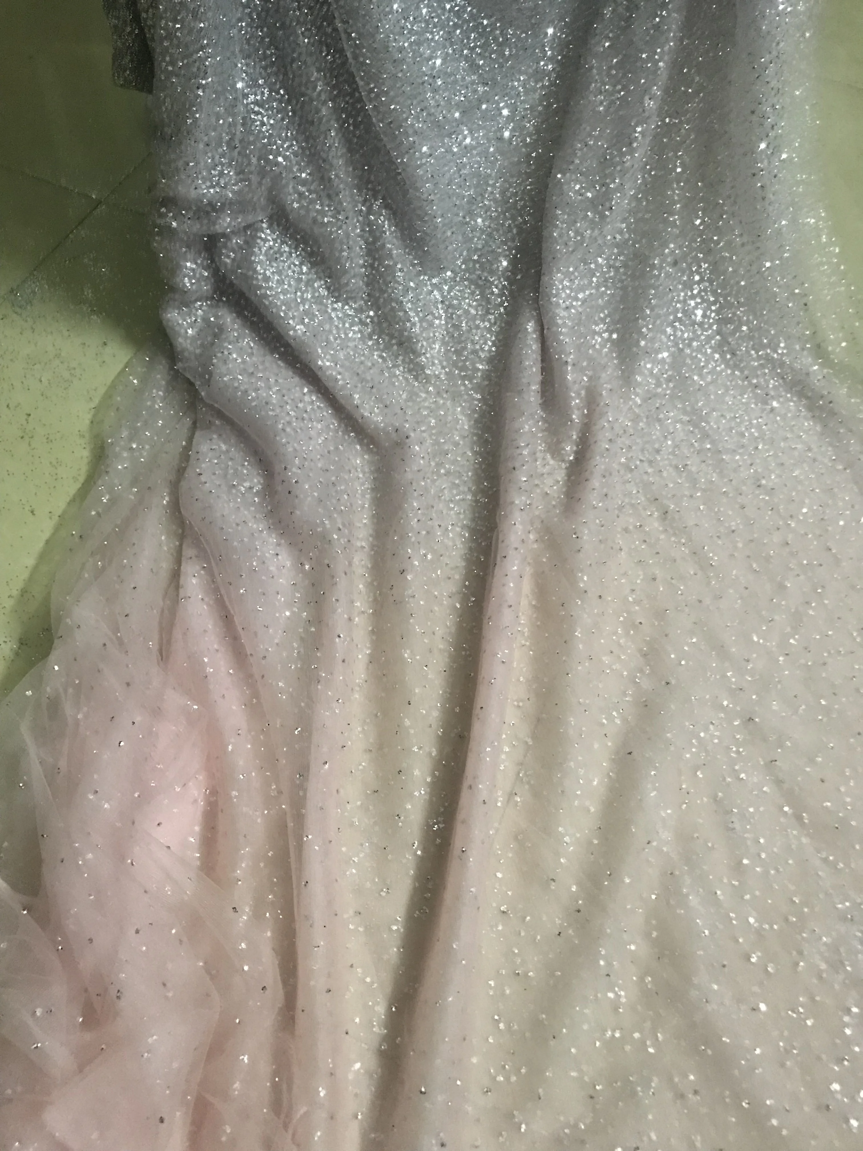 Новейшая Cyndi-12.6811 африканская тюль сетка ткань блестящие клееные блестки