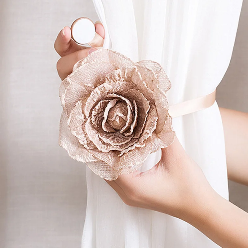 

2PCS/lot Flower Shape Curtain Buckles With Magnetic DIY Home Hotel Room Curtains Clip Decoration Supplies