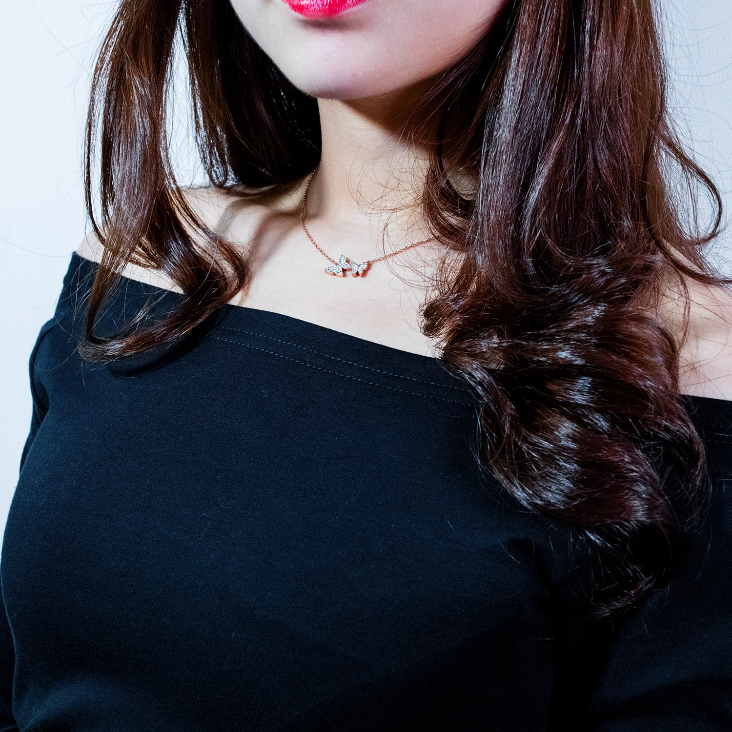 Ожерелье женское из нержавеющей стали под розовое золото с кристаллами и