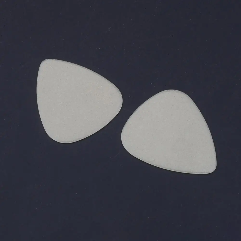 Luminous Green Light Guitar Pick for Electric Bass Accessories 0.71mm Thickeness | Спорт и развлечения