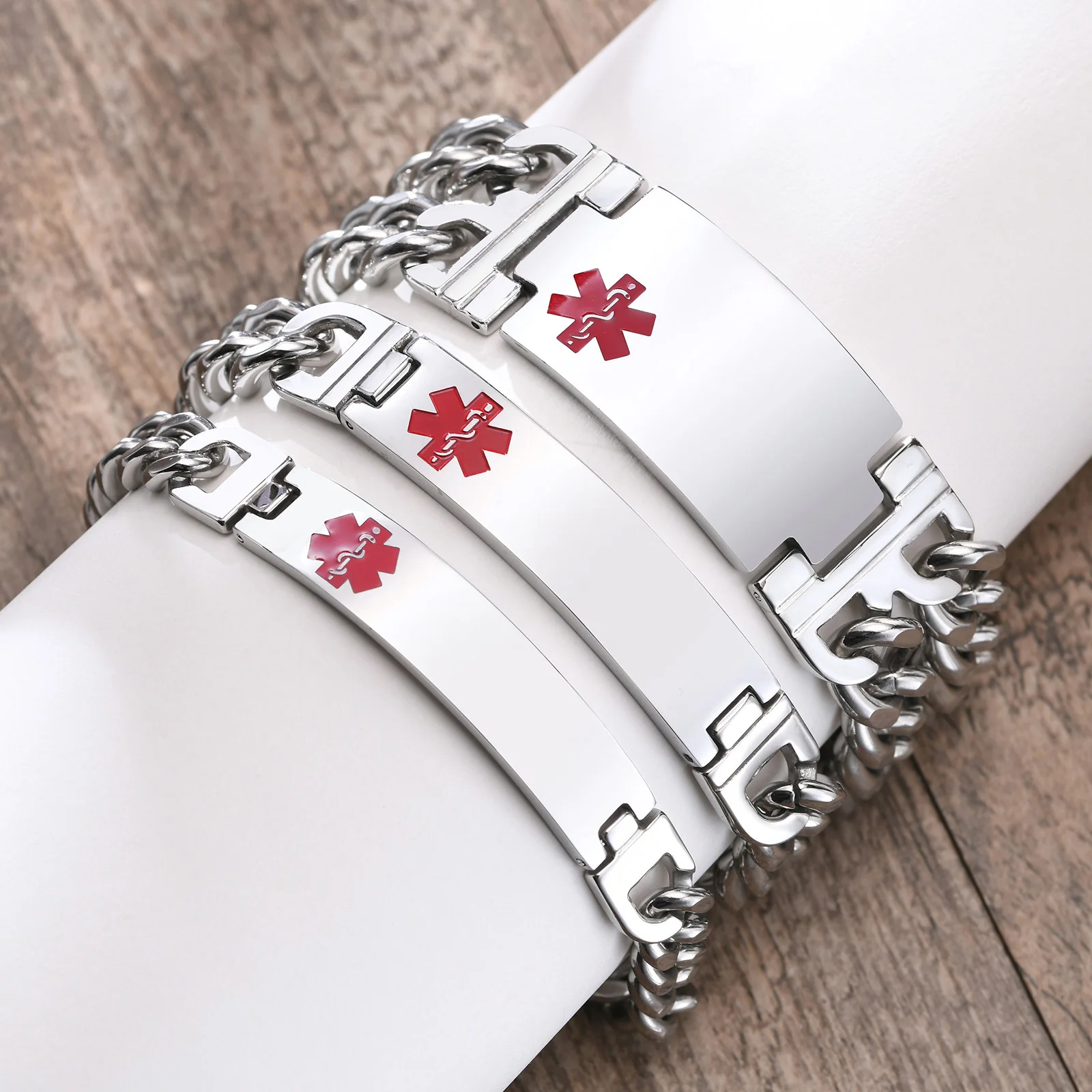 

Medical Alert Bracelet, Personalized Diabetes Bracelet,Engraved FREE Personalized Stainless Steel Cuban Chain Bracelet