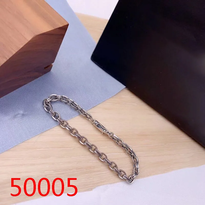 

Браслет из серебра 50005 пробы с персонализированными буквами
